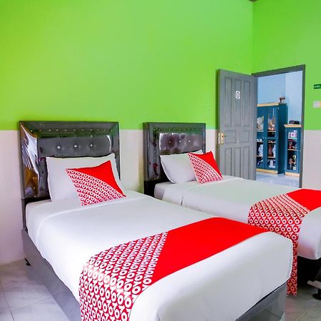 Oyo 2903 Putri Residence Syariah Bukittinggi Dış mekan fotoğraf